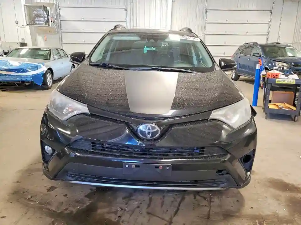 2T3RFREVXJW772288 2018 TOYOTA RAV4-4