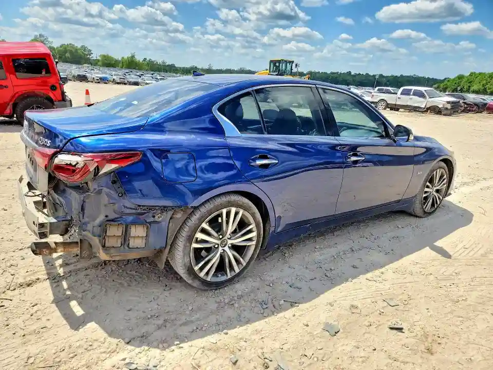 JN1EV7AP6JM355280 2018 INFINITI Q50-2