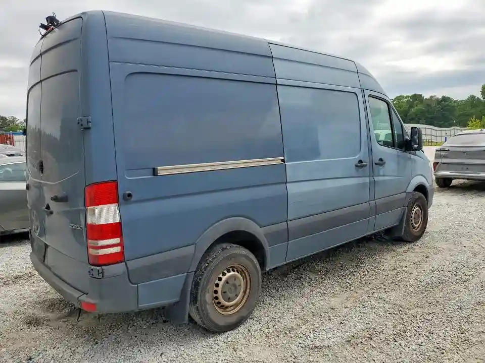 WD3PE7CD3JP647096 2018 MERCEDES BENZ SPRINTER-2