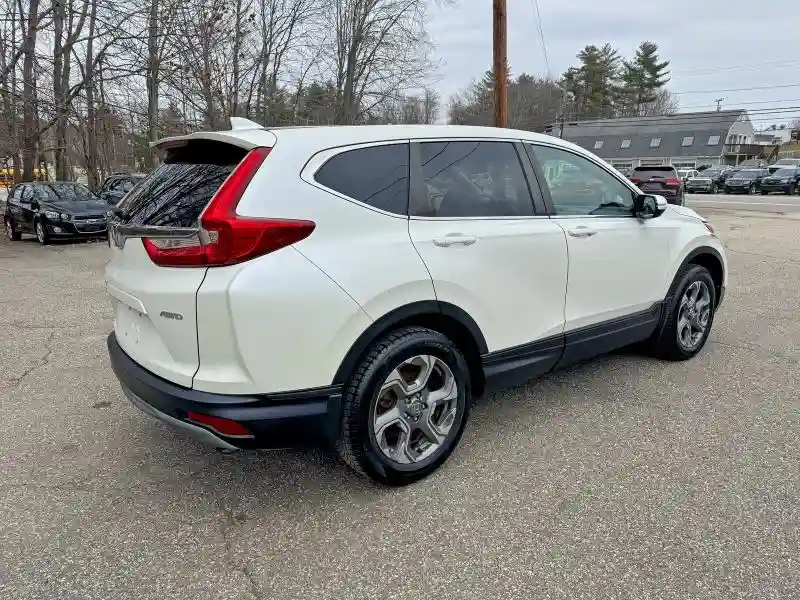 2HKRW2H85JH602943 2018 HONDA CRV-3