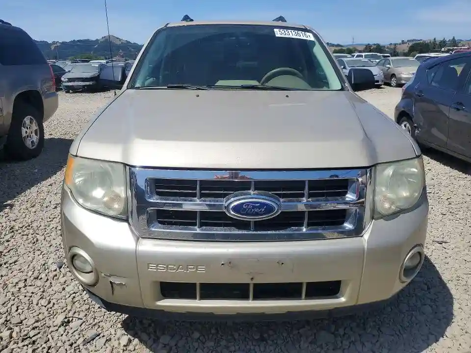 1FMCU0D75BKB57776 2011 FORD ESCAPE-4