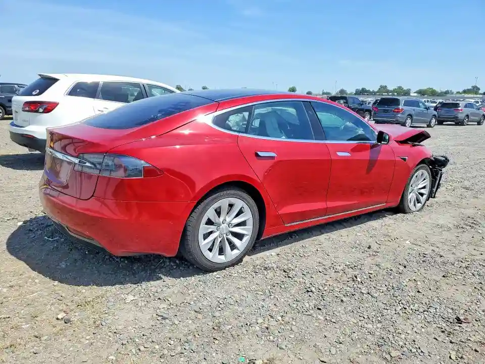5YJSA1E28JF297429 2018 TESLA MODEL S-2