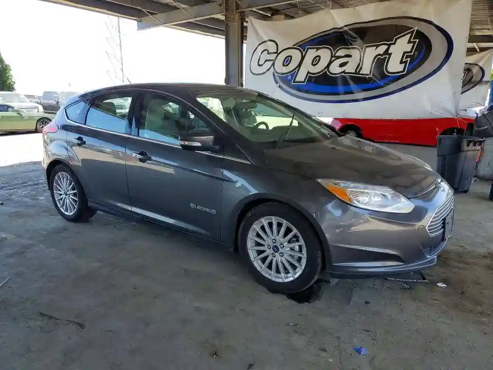 1FADP3R48HL314824 2017 FORD FOCUS-3