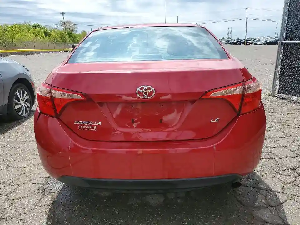 2T1BURHE3JC982082 2018 TOYOTA COROLLA-5