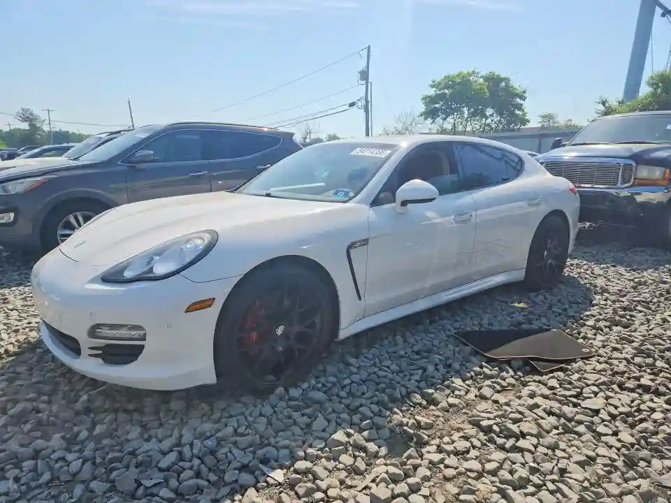 WP0AA2A77BL021678 2011 PORSCHE PANAMERA-0