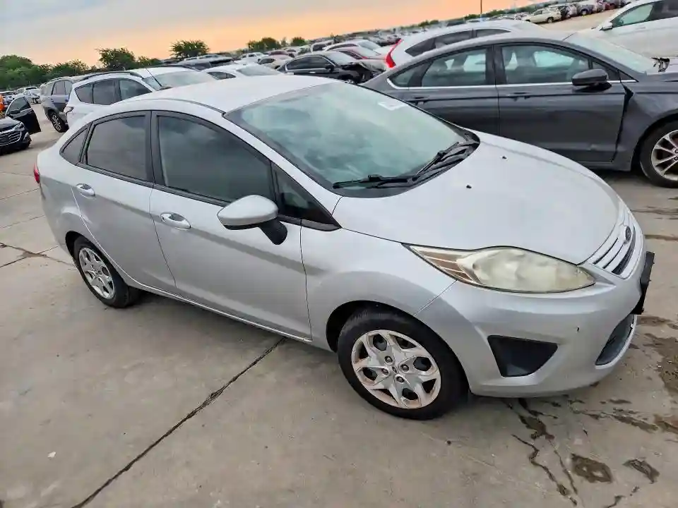 3FADP4AJ1CM126175 2012 FORD FIESTA-3