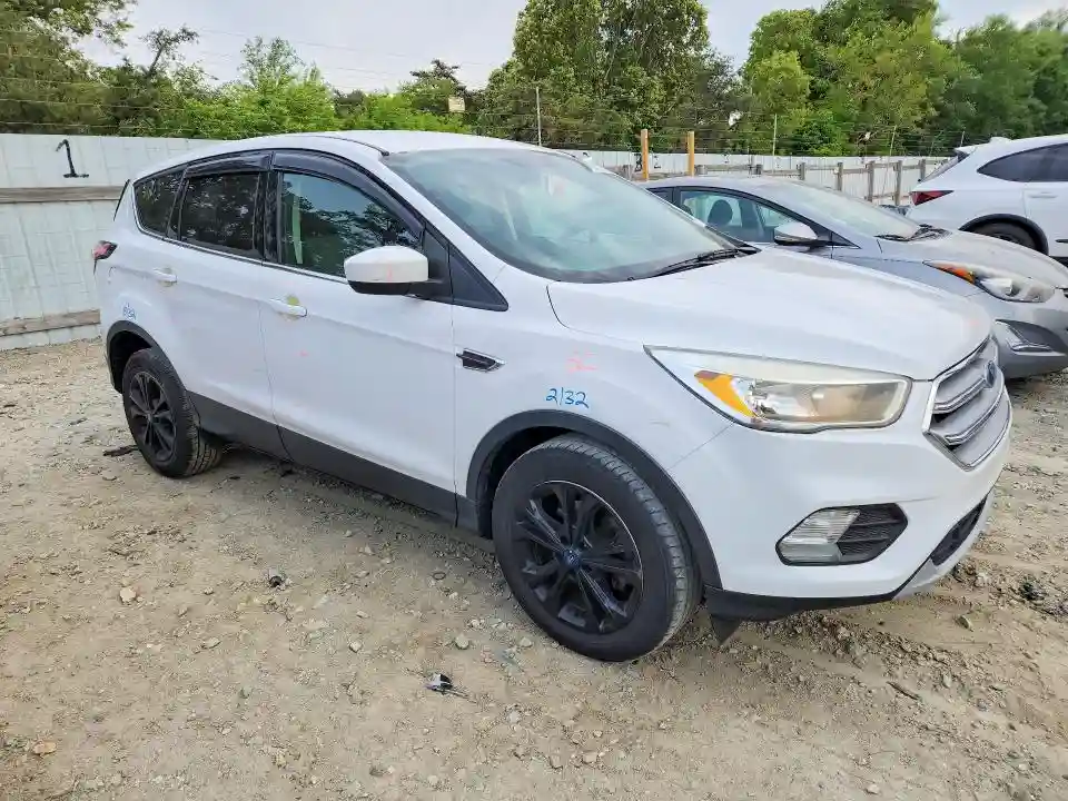 1FMCU0GD8HUA52700 2017 FORD ESCAPE-3