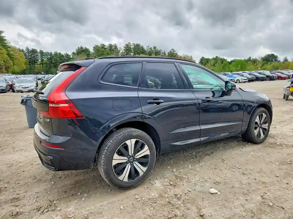 YV4H60RC4S1008191 2025 VOLVO XC60-2