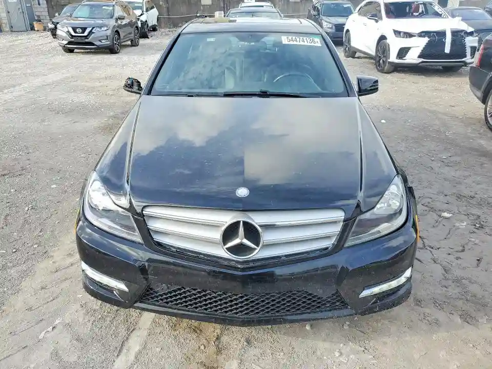 WDDGF4HB4DA837656 2013 MERCEDES-BENZ C-CLASS-4