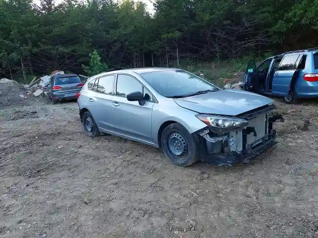 4S3GTAA62H3706900 2017 SUBARU IMPREZA-0