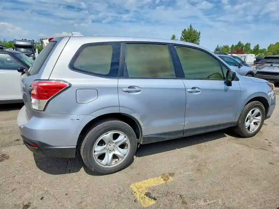 JF2SJAAC7JH453430 2018 SUBARU FORESTER-2