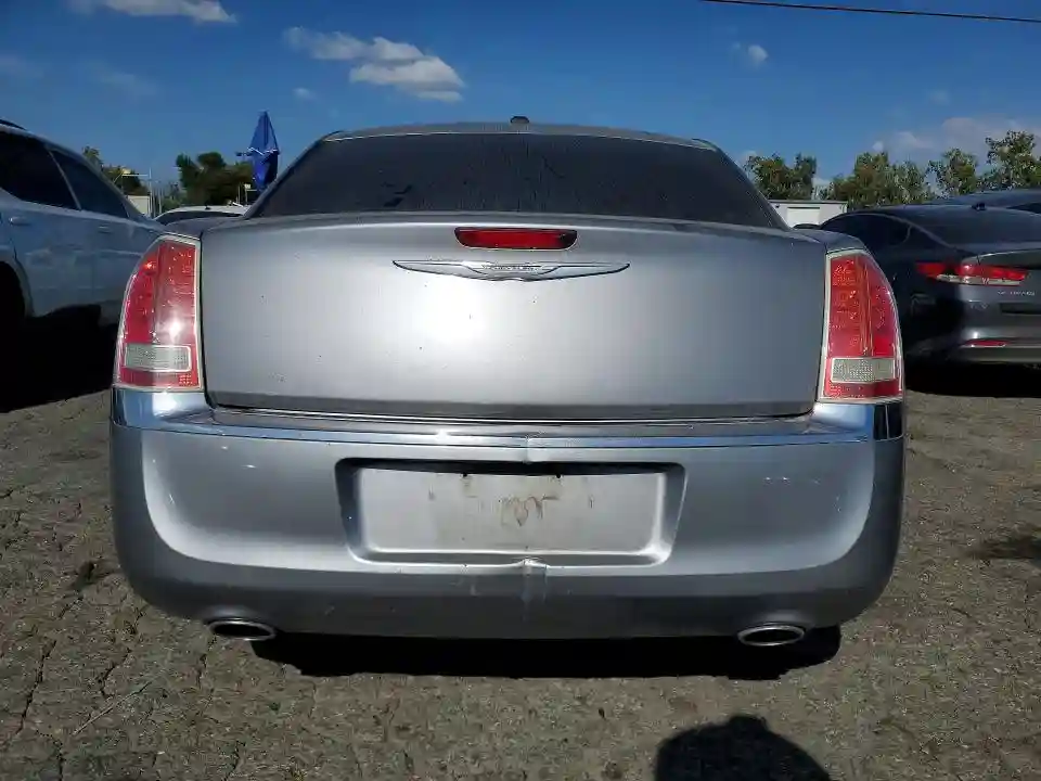 2C3CCAAG5EH335929 2014 CHRYSLER 300-5