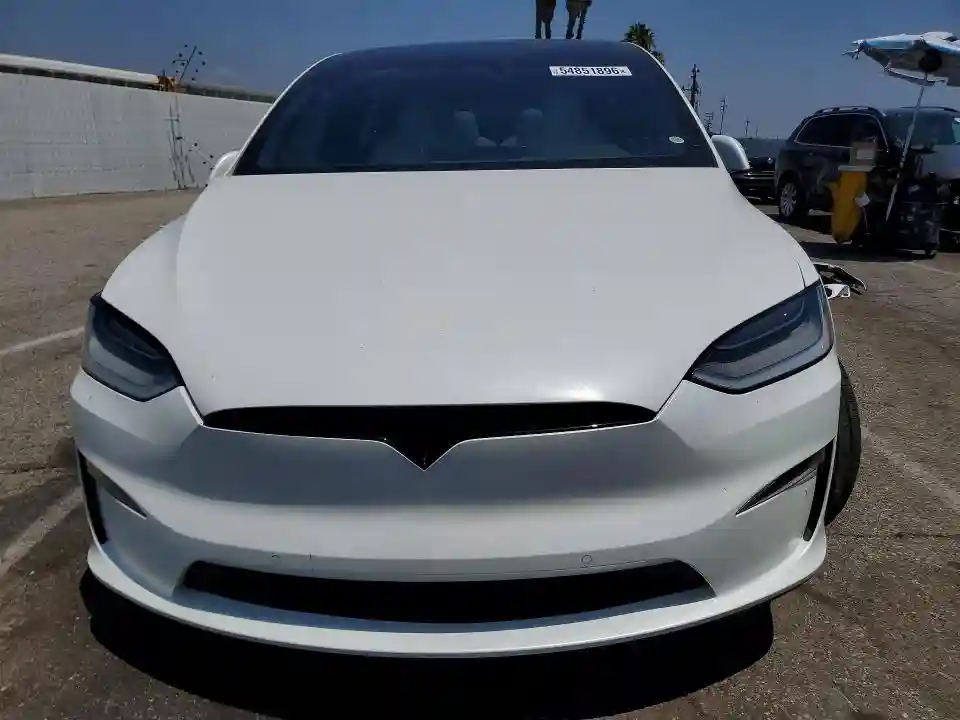 7SAXCBE52NF329946 2022 TESLA MODEL X-4