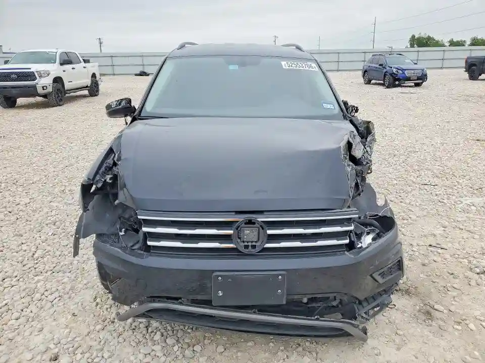 3VV3B7AX0MM062160 2021 VOLKSWAGEN TIGUAN-4