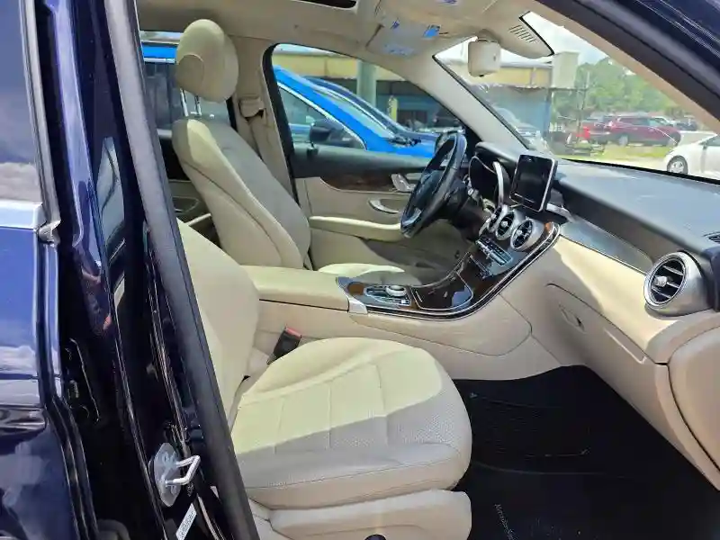 WDC0G4JB8KV170173 2019 MERCEDES-BENZ GLC-CLASS-4