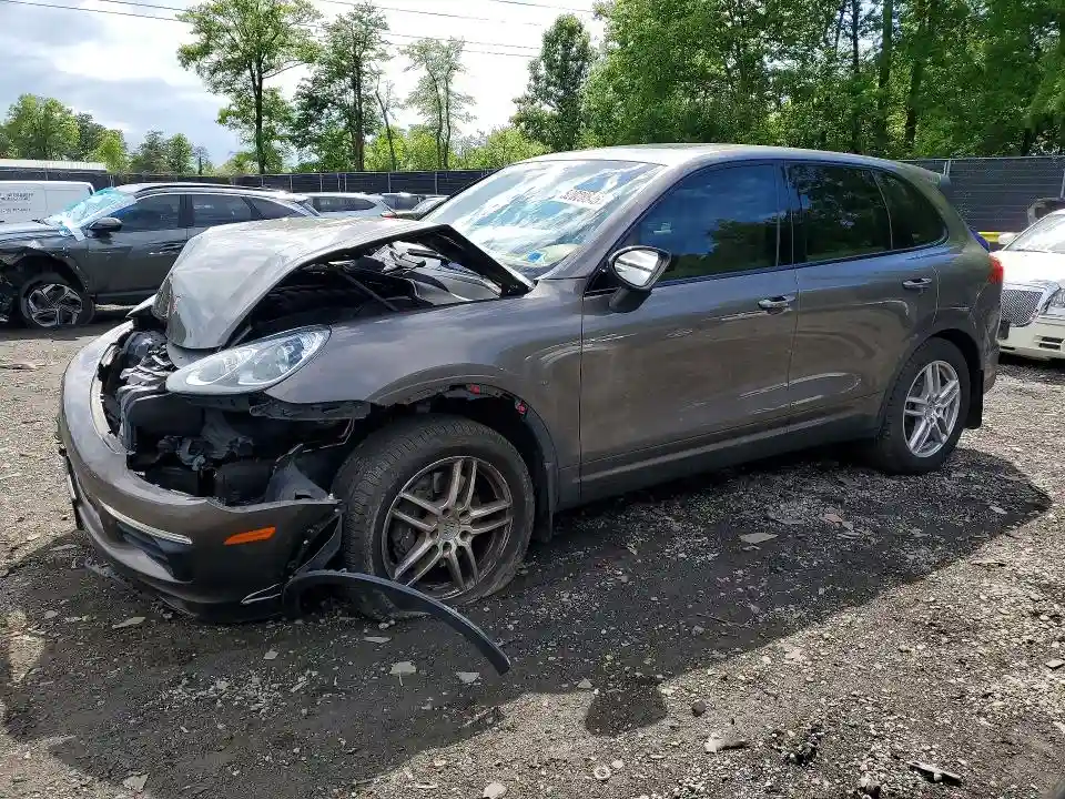 WP1AA2A23GKA14193 2016 PORSCHE CAYENNE-0