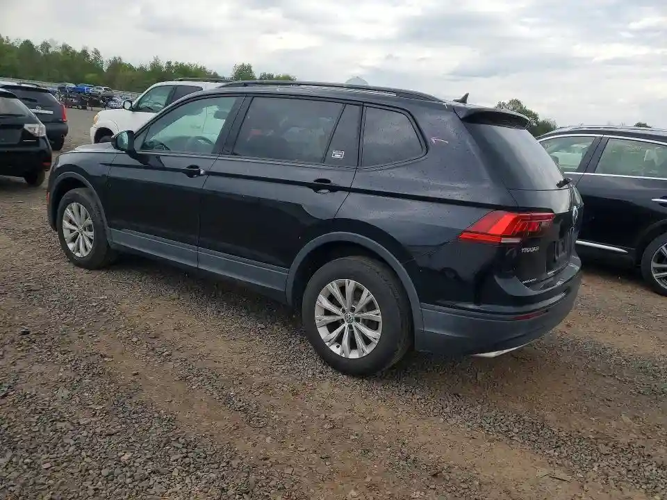 3VV0B7AX3LM102958 2020 VOLKSWAGEN TIGUAN-1