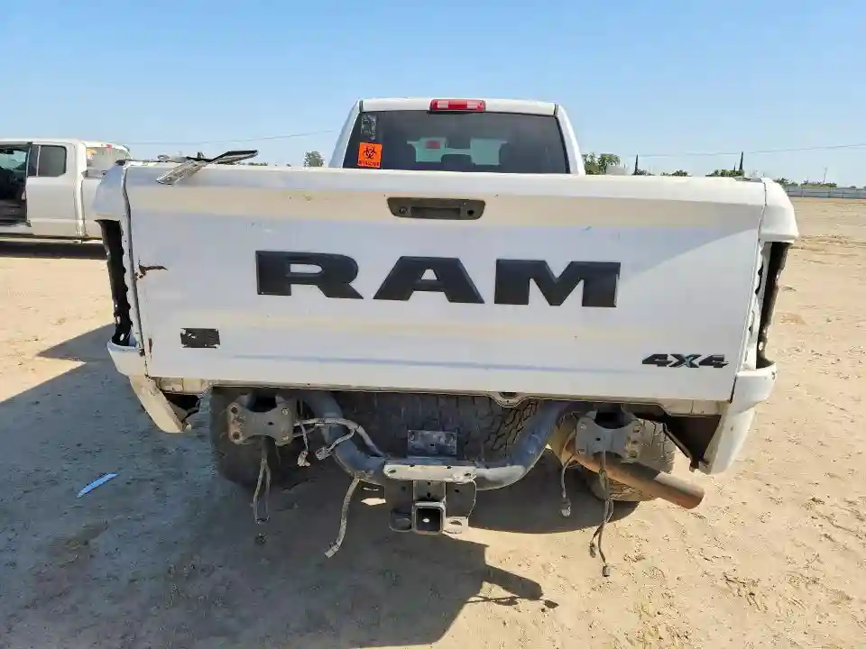 3C6UR5HJ1EG219271 2014 RAM 2500-5