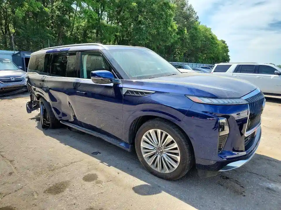 JN8AZ3BE2S9700822 2025 INFINITI QX80-3