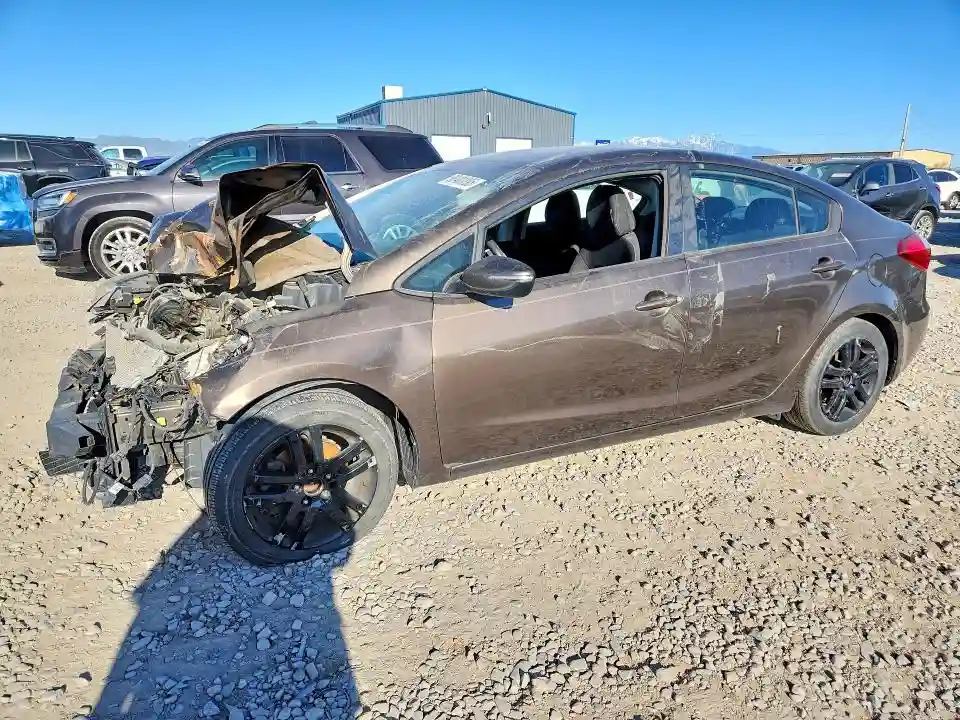 KNAFX4A61F5277829 2015 KIA FORTE-0