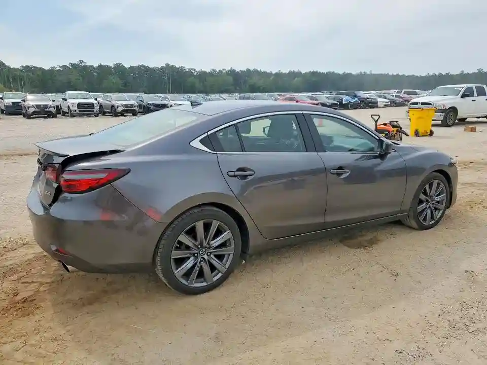 JM1GL1TY5J1330872 2018 MAZDA 6-2