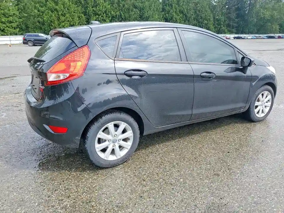 3FADP4EJ2BM186006 2011 FORD FIESTA-2