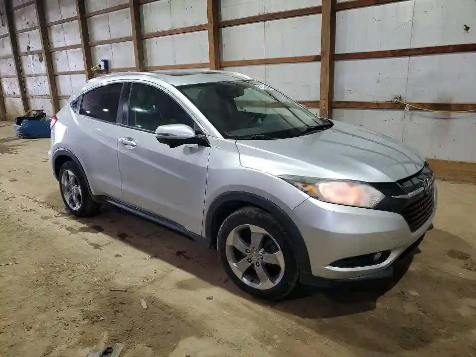 3CZRU6H78GM769587 2016 HONDA HR-V-3