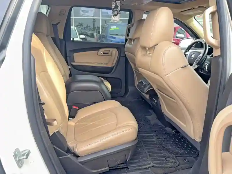 1GNKVLED5CJ288322 2012 CHEVROLET TRAVERSE-5