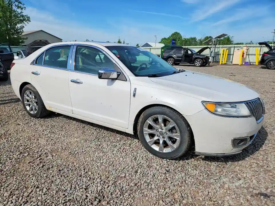 3LNHL2JC4CR820628 2012 LINCOLN MKZ-3