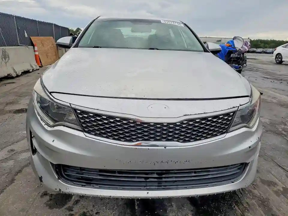 5XXGT4L30HG153538 2017 KIA OPTIMA-4