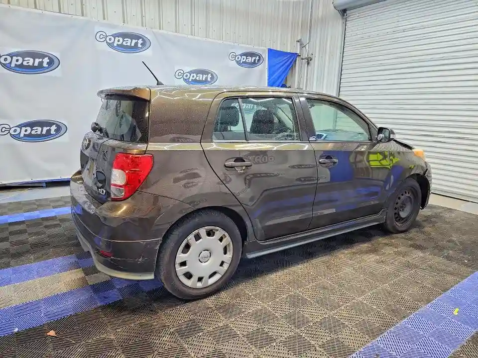 JTKKU4B4XB1008939 2011 SCION XD-2