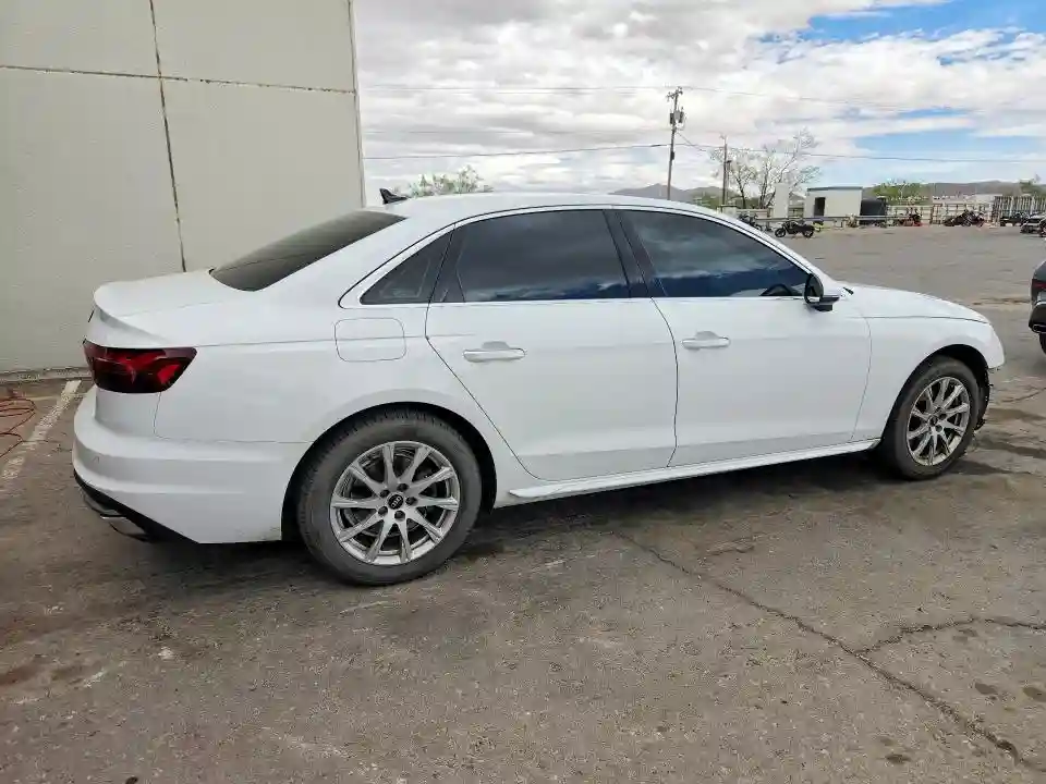 WAUABAF43NN000693 2022 AUDI A4-2