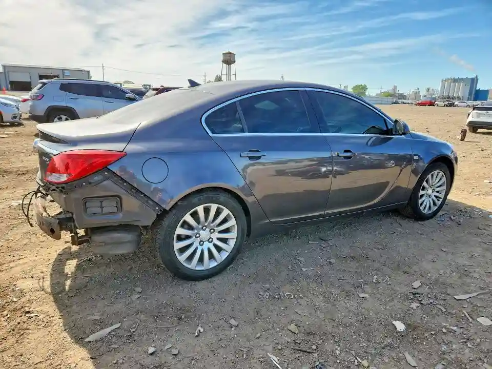 W04GN5EC9B1012753 2011 BUICK REGAL-2