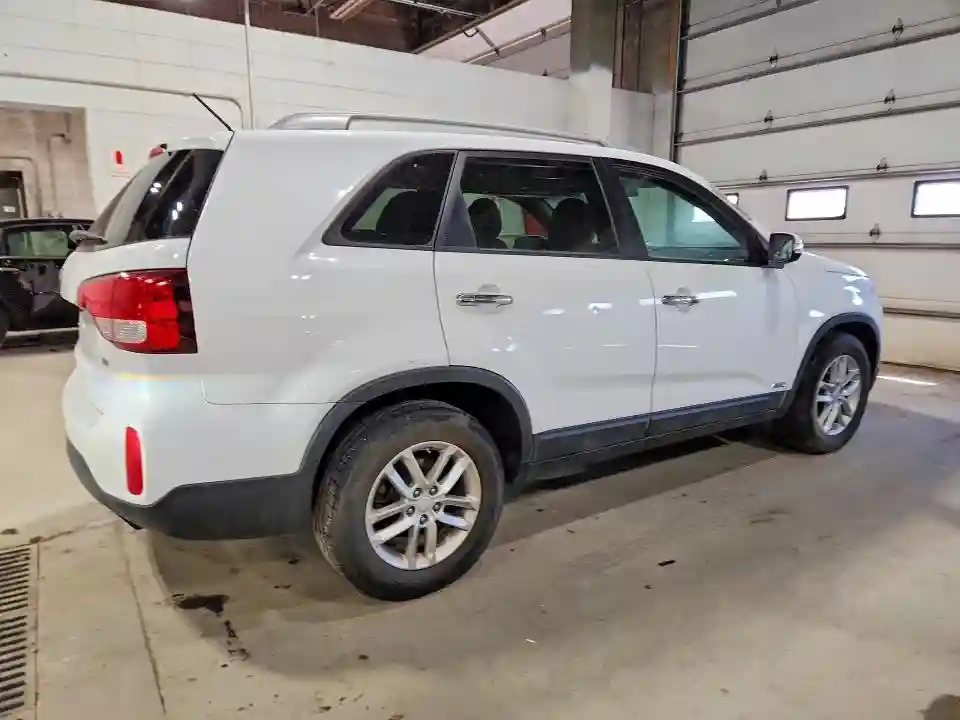 5XYKTDA79FG606645 2015 KIA SORENTO-2