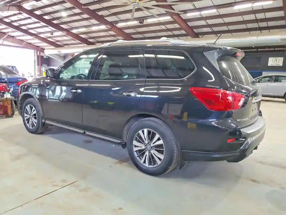 5N1DR2MM8HC647428 2017 NISSAN PATHFINDER-1