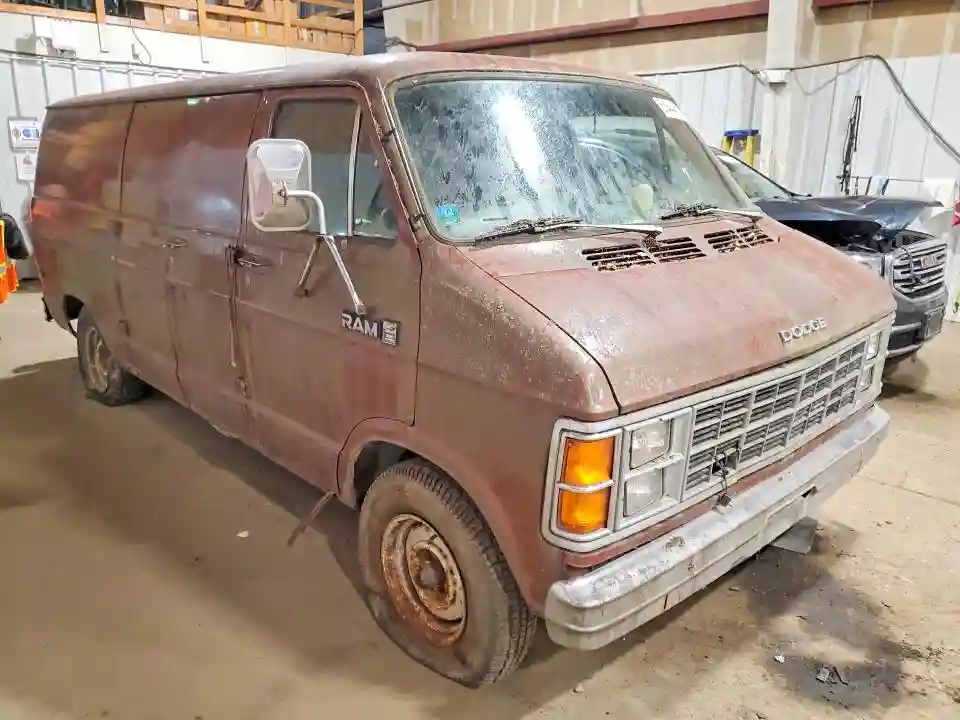 2B7HB23H7DK311231 1983 DODGE RAM 1500-3