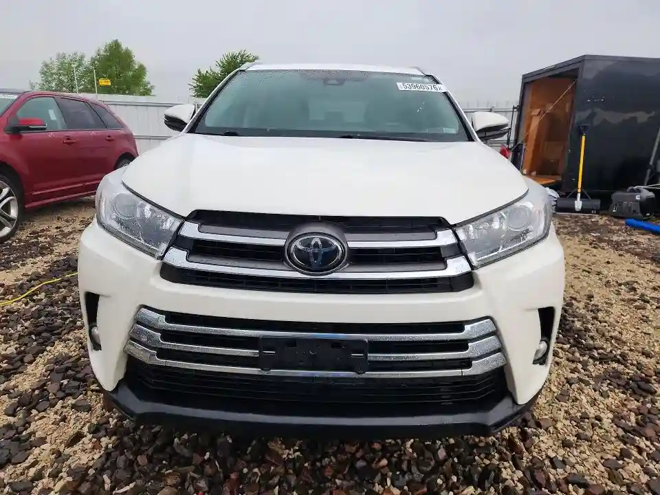 5TDDZRFHXJS821923 2018 TOYOTA HIGHLANDER-4