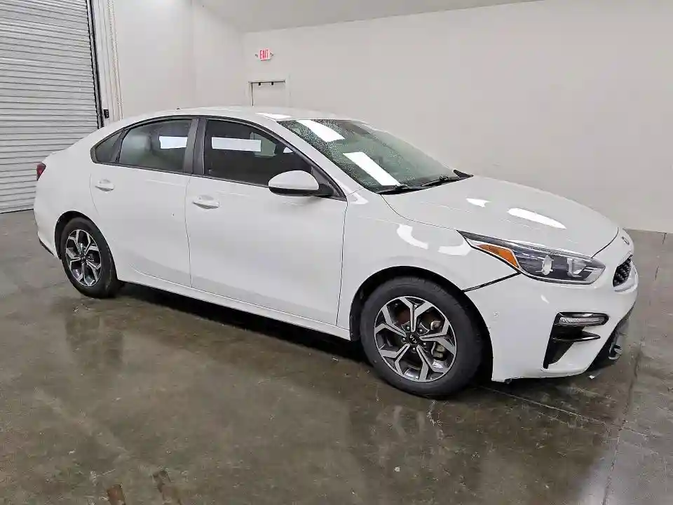3KPF24AD5LE185302 2020 KIA FORTE-3
