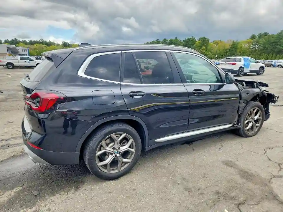 5UX53DP06P9R27843 2023 BMW X3-2