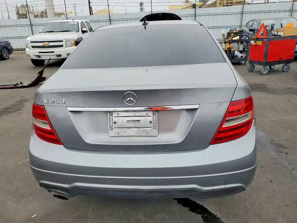 WDDGF4HBXCA615833 2012 MERCEDES-BENZ C-CLASS-5