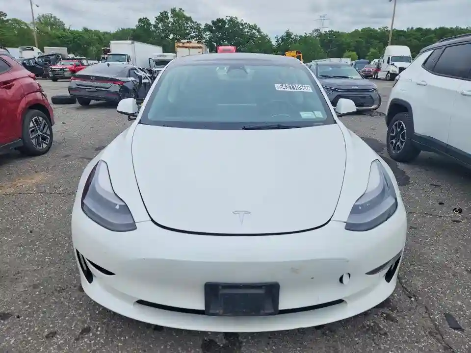 5YJ3E1EA5NF369127 2022 TESLA MODEL 3-4