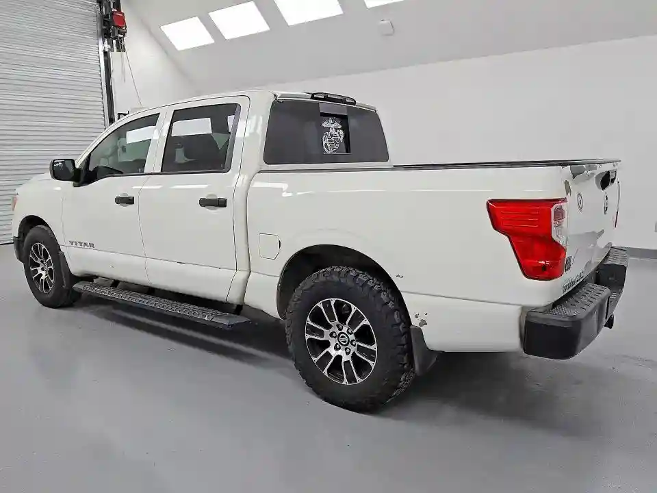 1N6AA1EKXHN532238 2017 NISSAN TITAN-1