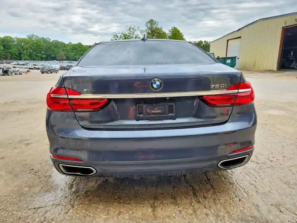 WBA7F2C5XHG421725 2017 BMW 7 SERIES-5