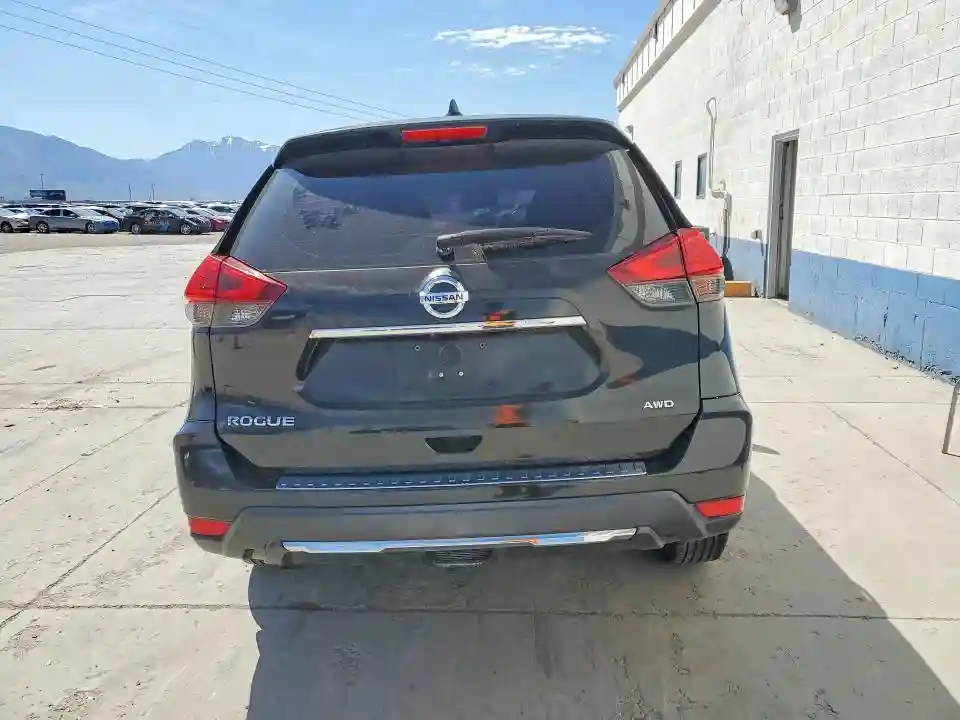 KNMAT2MV6HP539819 2017 NISSAN ROGUE-5