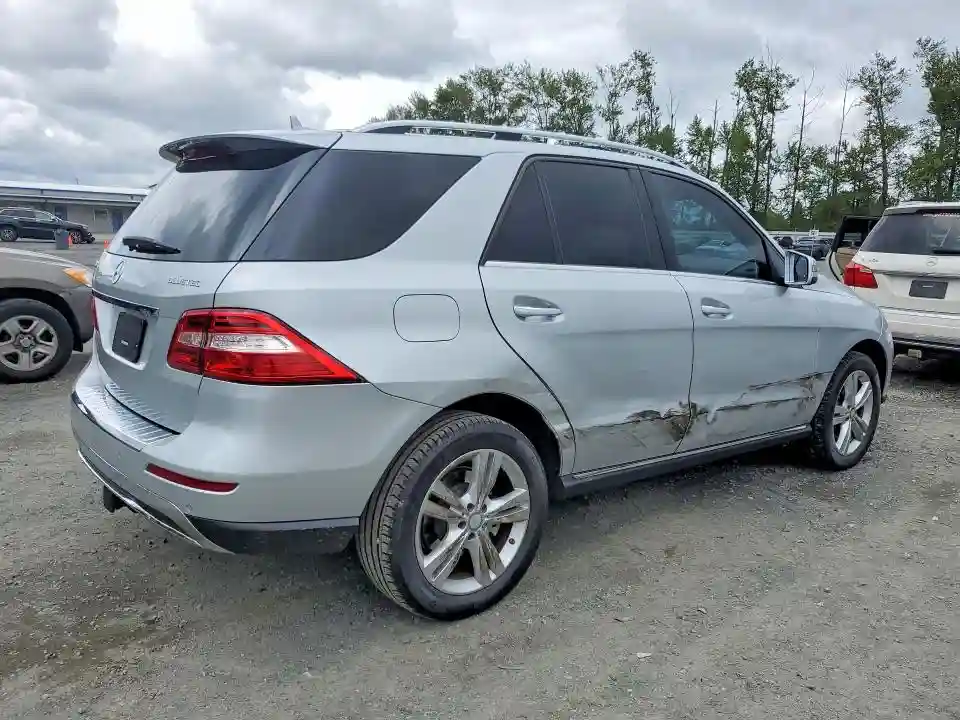 4JGDA0EBXFA589906 2015 MERCEDES-BENZ M-CLASS-2