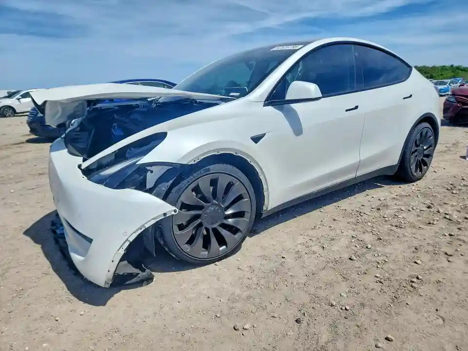7SAYGDEF9NF361256 2022 TESLA MODEL Y-0