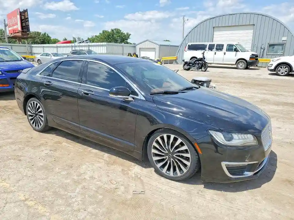 3LN6L5H94HR638602 2017 LINCOLN MKZ-3
