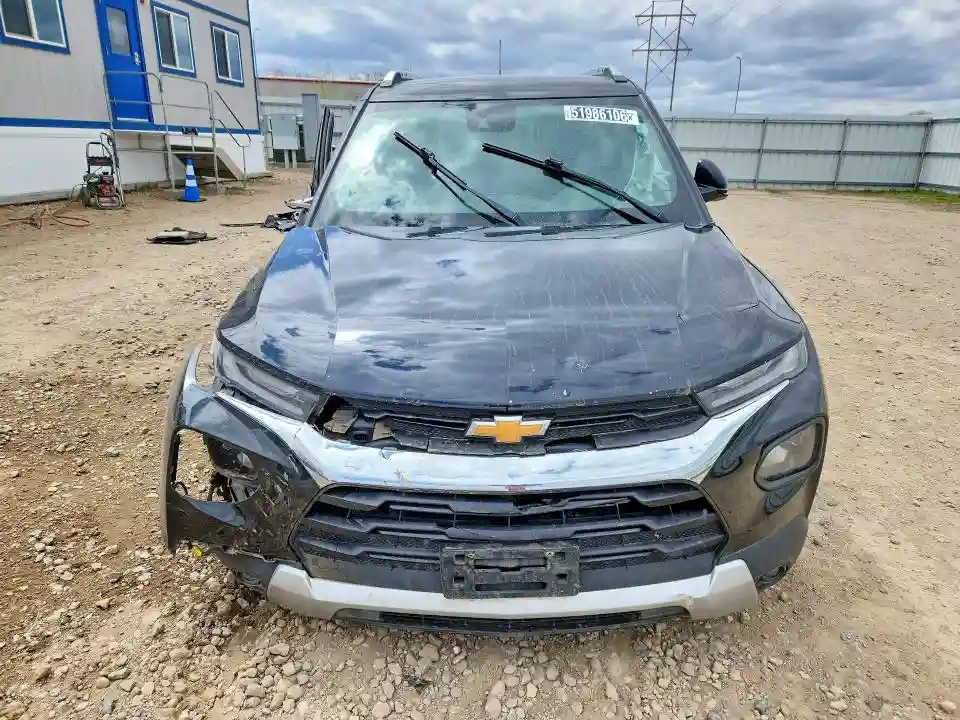 KL79MRSL2PB111670 2023 CHEVROLET TRAILBLAZE-4