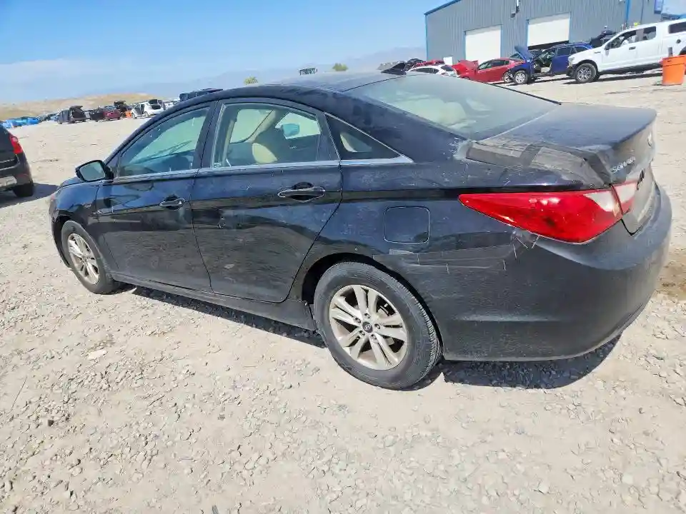 5NPEB4AC3DH770752 2013 HYUNDAI SONATA-1