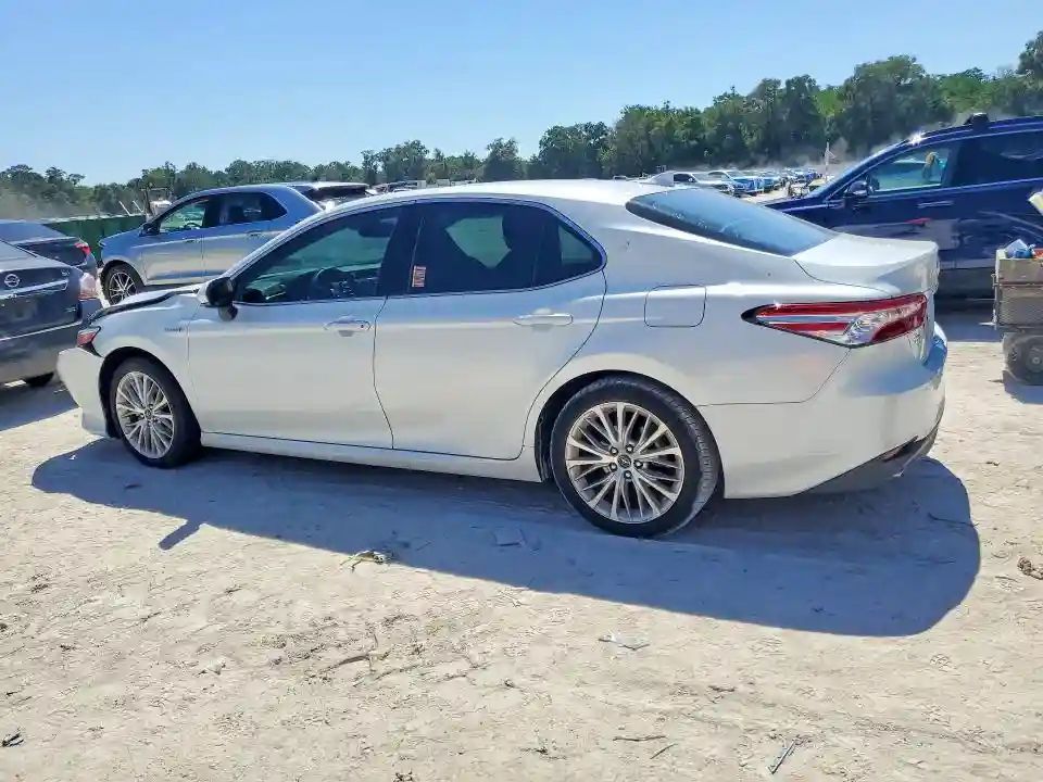 4T1B21HK3JU002734 2018 TOYOTA CAMRY SOLA-1